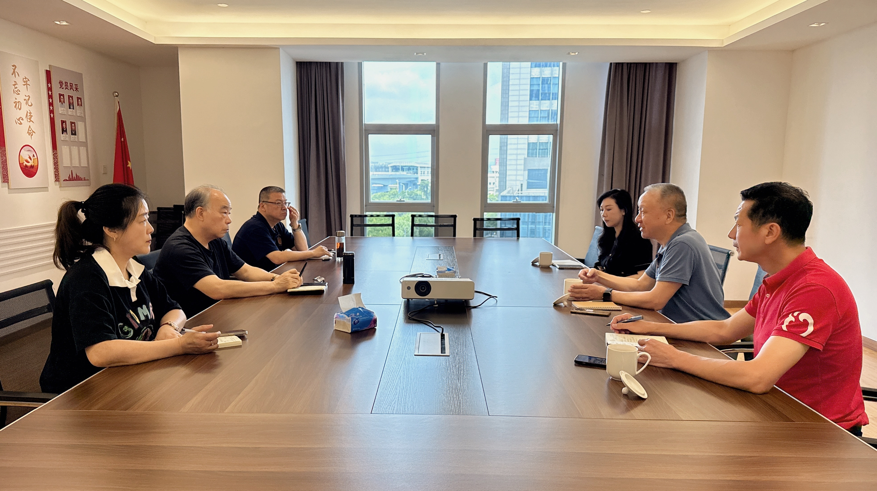 凤凰网宁波频道一行到访我会，共商合作新篇